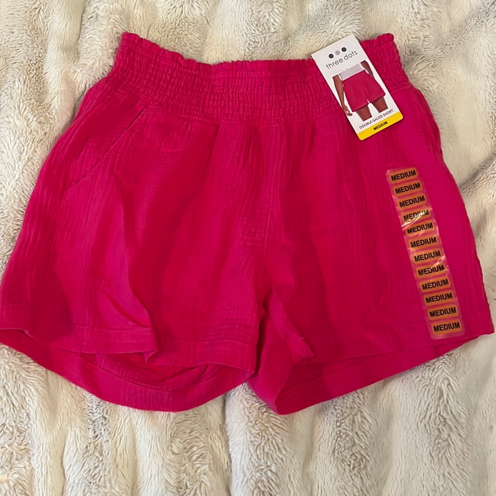 Hot pinks shorts